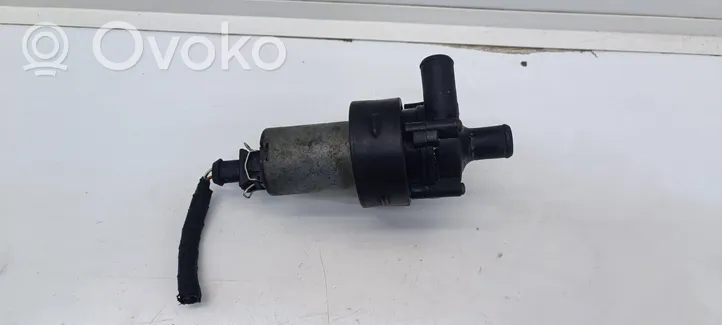 Mercedes-Benz ML W163 Pompe à eau de liquide de refroidissement A0018356064