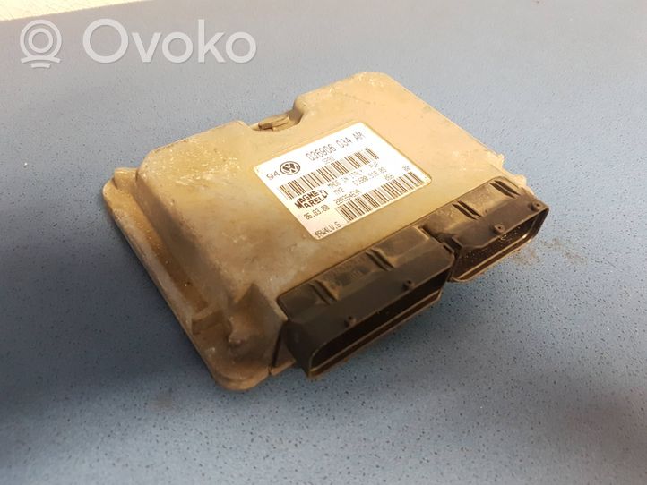 Volkswagen Golf IV Calculateur moteur ECU 036906034AM