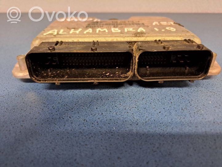 Seat Alhambra (Mk1) Sterownik / Moduł ECU 038906019LQ