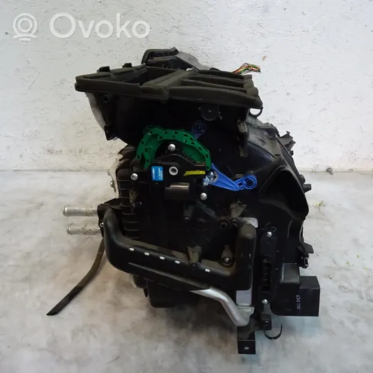 Hyundai i30 Scatola climatizzatore riscaldamento abitacolo assemblata 97200-A6120