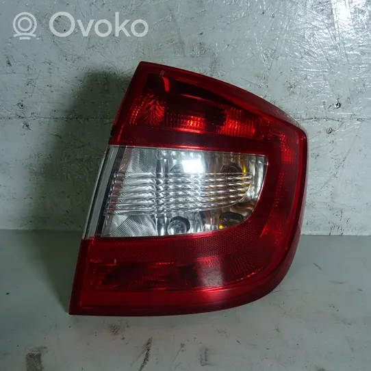 Skoda Rapid (NH) Lampa tylna 5JH945096