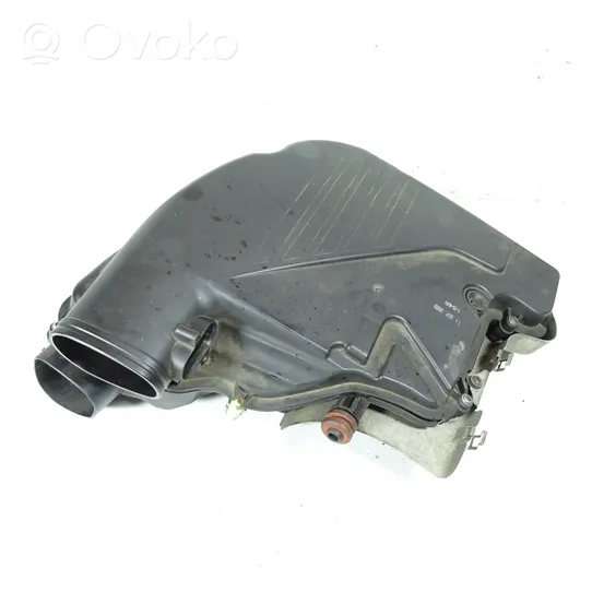 BMW 7 F01 F02 F03 F04 Air filter box 7577466