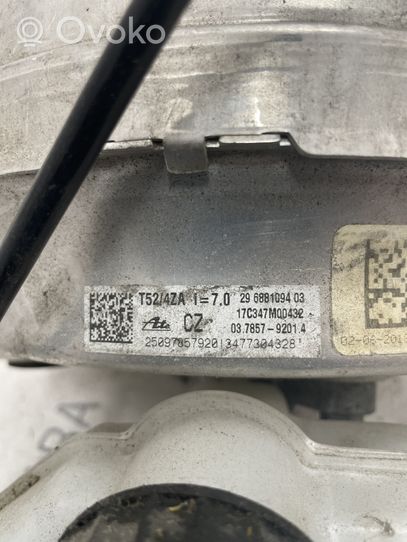 BMW X3 G01 Główny cylinder hamulca 6881094