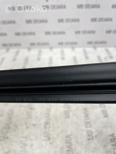 Porsche Cayenne (9PA) Altro elemento di rivestimento della portiera posteriore 7P0839471