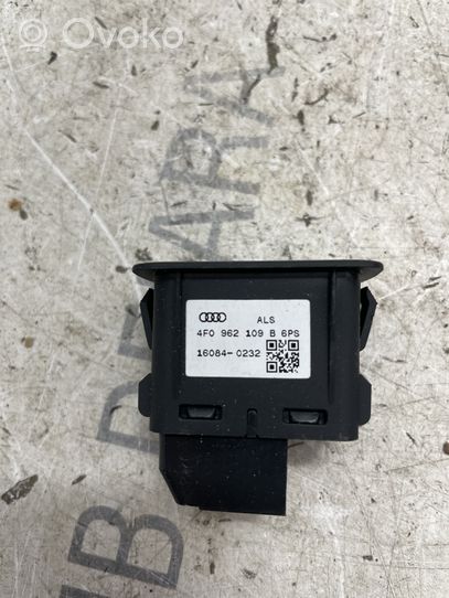 Audi A5 8T 8F Interrupteur d'alarme 4F0962109B