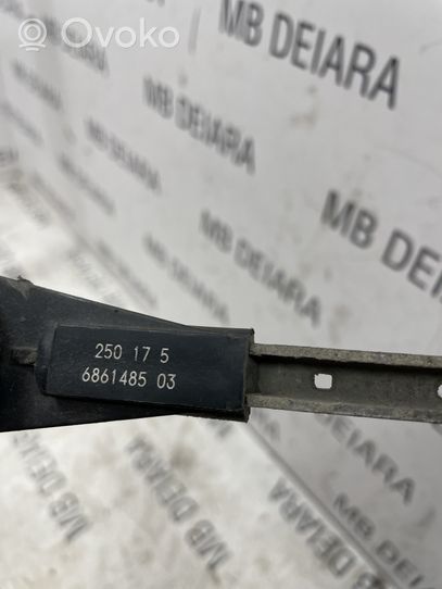 BMW 5 G30 G31 Priekinė stabilizatoriaus traukė 6861485