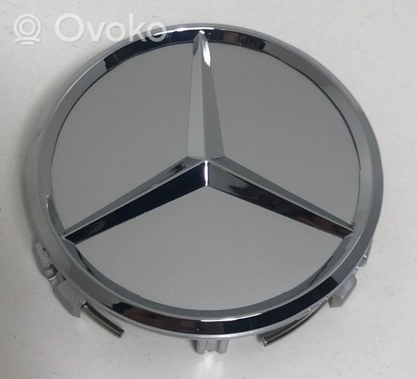 Mercedes-Benz A W176 Gamyklinis rato centrinės skylės dangtelis (-iai) A2204000125