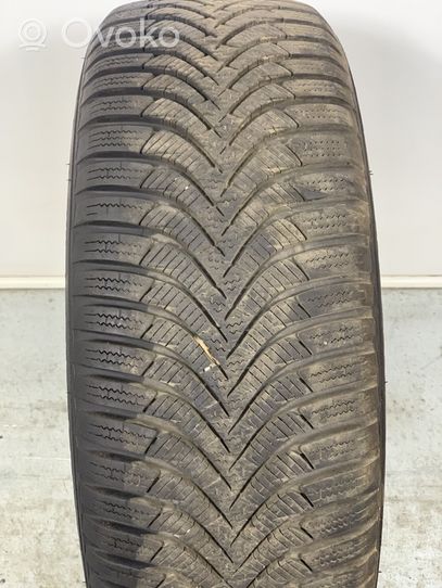 Volkswagen PASSAT B6 R 16 ziemas riepa (-as) HANKOOK