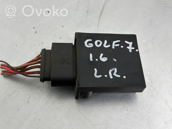 Volkswagen Golf VII Fuel injection pump control unit/module 5Q0906121E