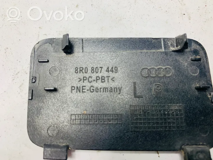 Audi Q5 SQ5 Priekinis tempimo kilpos dangtelis 8R0807449