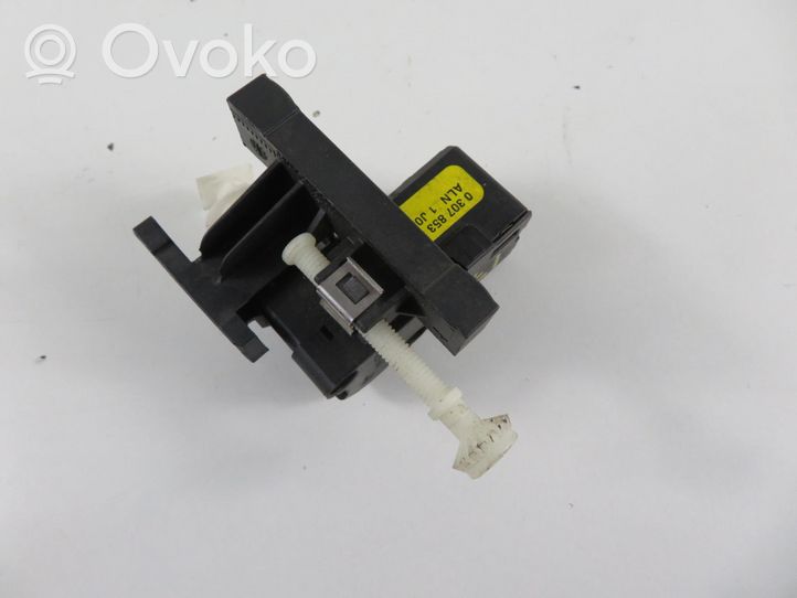 Skoda Octavia Mk3 (5E) Silniczek regulacji świateł 0307853304