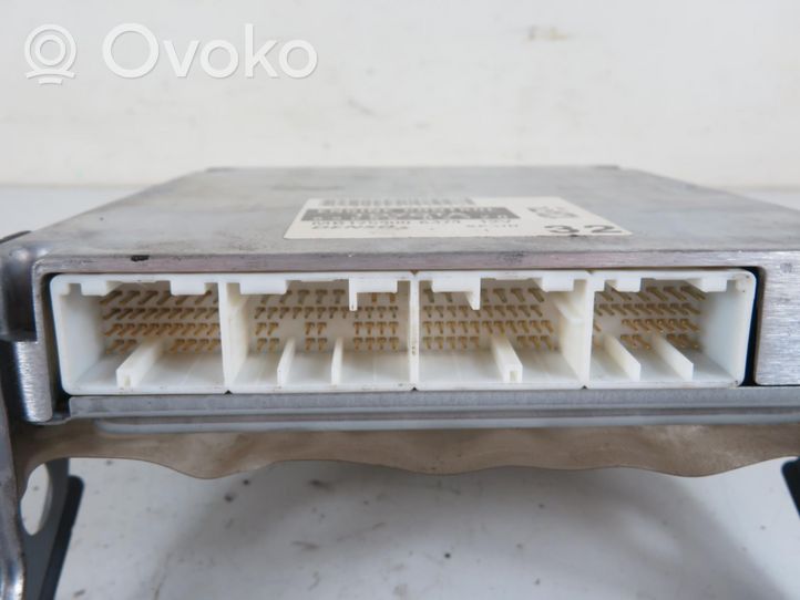 Toyota Corolla E120 E130 Unité de commande, module ECU de moteur MB1758006374