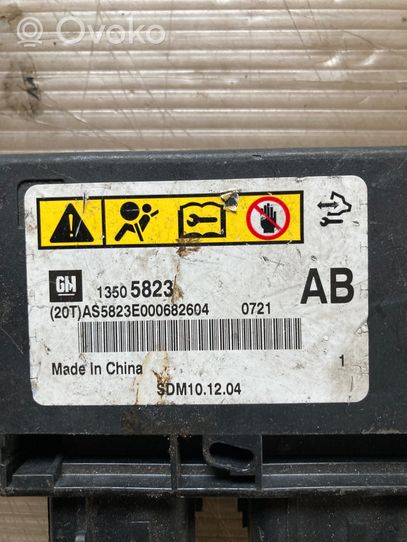 Chevrolet Orlando Airbag control unit/module 13505823