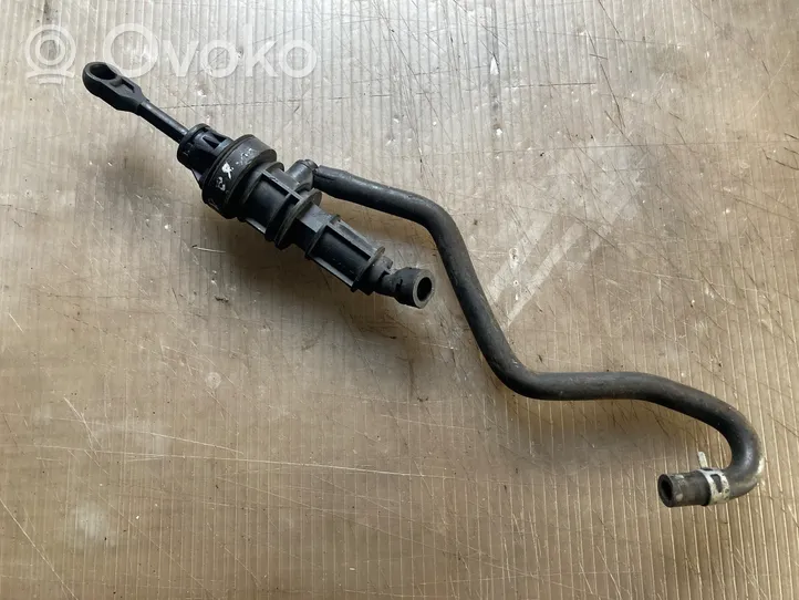 Mitsubishi Outlander Clutch master cylinder 