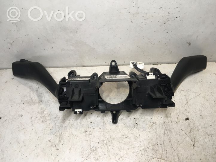 Volkswagen PASSAT B7 Indicator stalk 1K5953502H