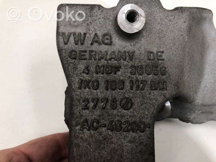 Volkswagen Touran II Support de boîte de vitesses 1K0199117BM