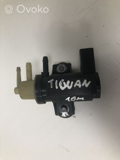 Volkswagen Tiguan Electrovanne Soupape de Sûreté / Dépression 1K0906627A