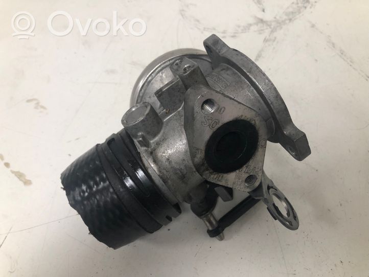 Volkswagen Polo EGR-venttiili 038129637B