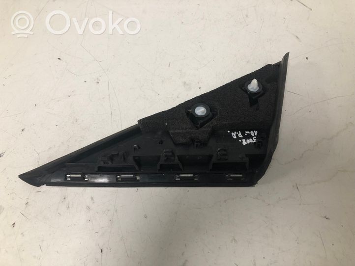 Peugeot 5008 Moulure de vitre de la porte avant 96859482XT