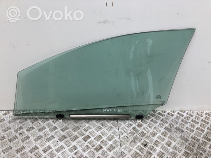 Toyota Avensis T270 Front door window glass four-door 43R001605