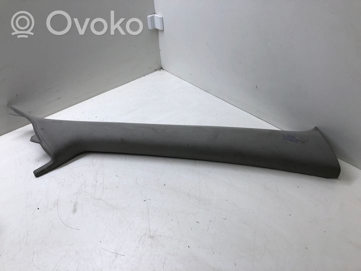 Toyota Avensis T270 Rivestimento montante (A) 6221105040