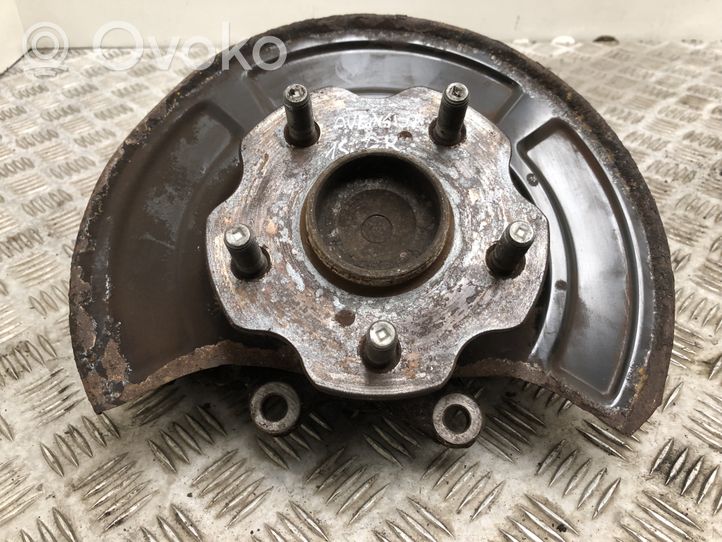 Toyota Avensis T270 Rear wheel hub 