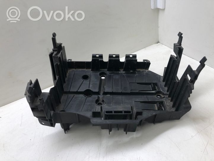 Citroen C5 Boîte de batterie 9686469580