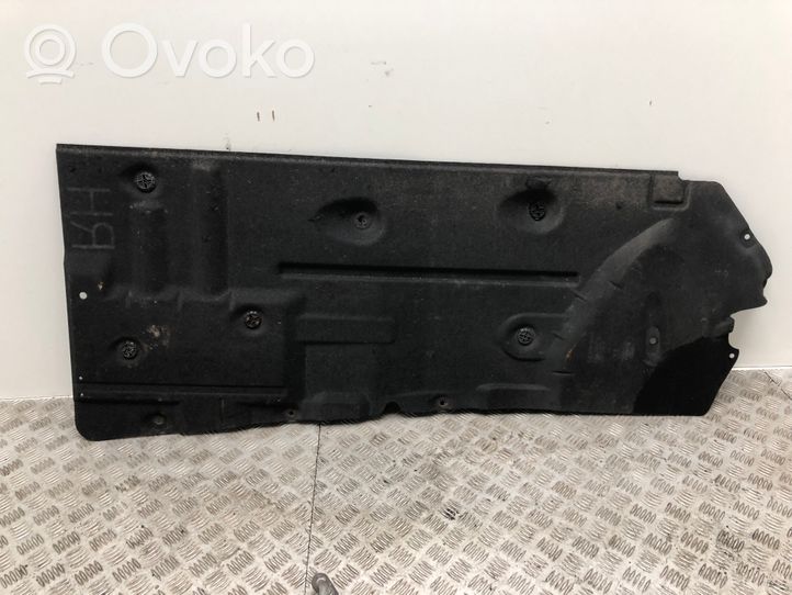 Ford Focus Center/middle under tray cover 