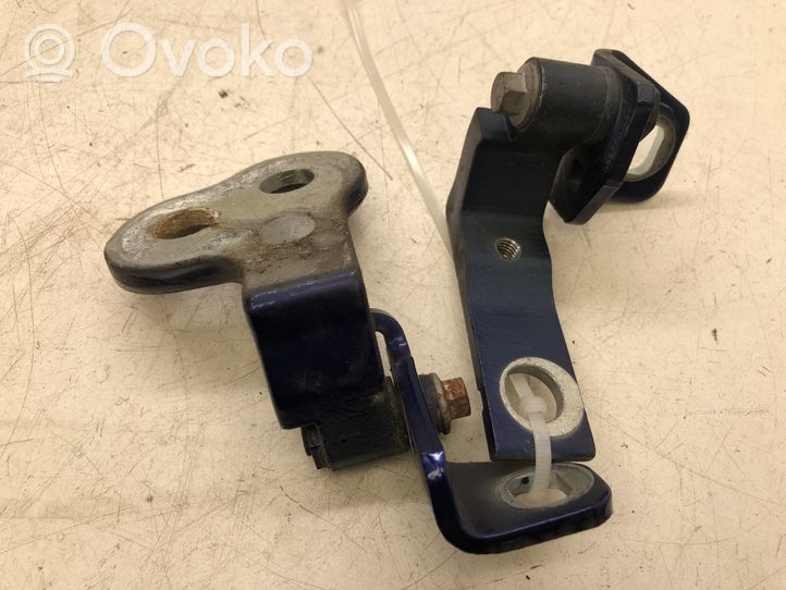 Ford Focus Front door hinge set 