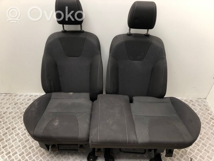 Ford Focus Set interni 