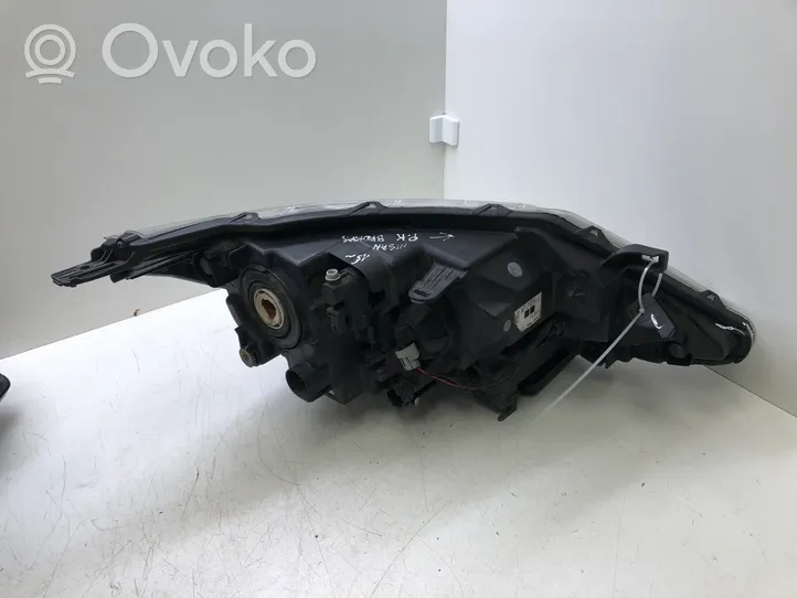 Nissan Qashqai Priekinis žibintas 10018014