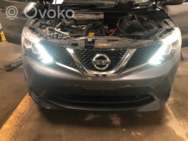 Nissan Qashqai Etu-/Ajovalo 10018014