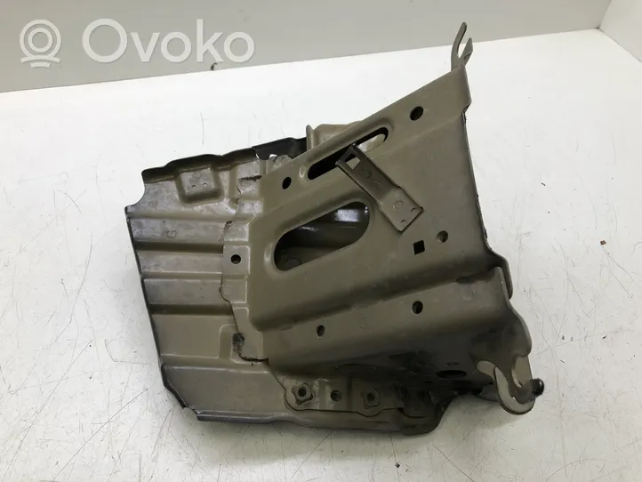 Honda CR-V Battery tray 