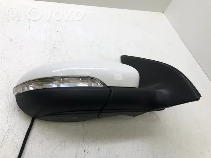 Volkswagen Golf VI Front door electric wing mirror 5K0857502CC