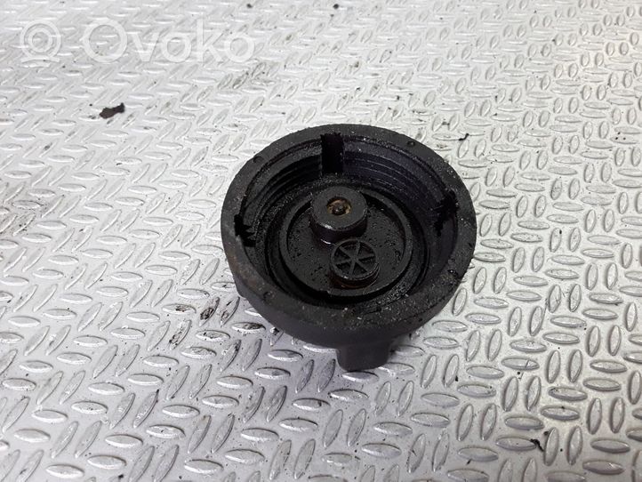 Volkswagen I LT Vase d'expansion / bouchon de réservoir de liquide de refroidissement 171121321D