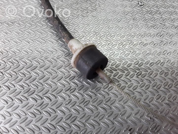 Opel Tigra A Clutch cable 90522447