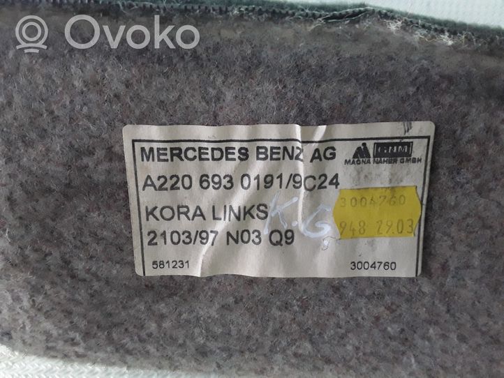 Mercedes-Benz S W220 Tavaratilan/takakontin alempi sivuverhoilu A2206930191