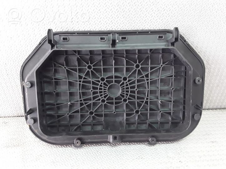 Volkswagen Touran I Tool box 1T0863761B