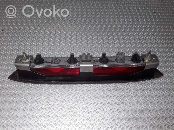 Toyota Corolla Verso E121 Luce d’arresto centrale/supplementare 