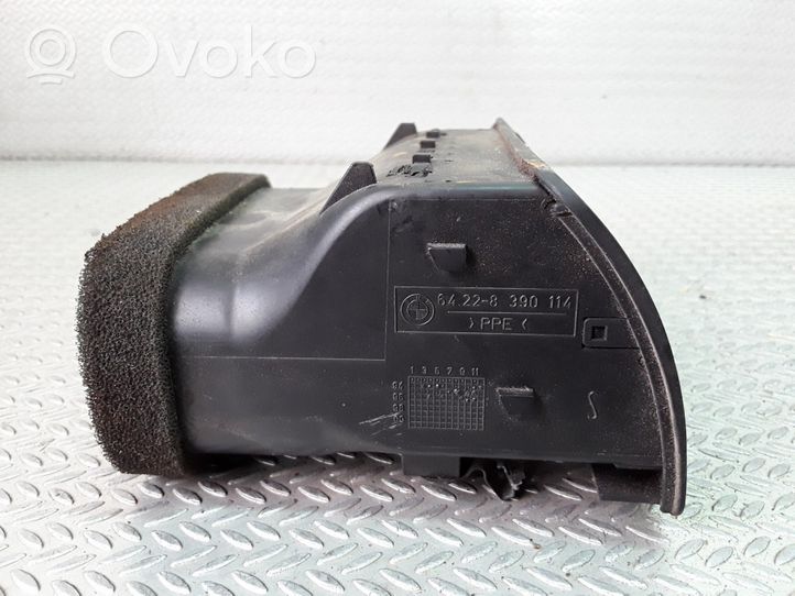 BMW 7 E38 Copertura griglia di ventilazione laterale cruscotto 64228390114