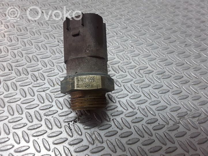 Audi A3 S3 8L Sensore temperatura del liquido di raffreddamento 1J0959481