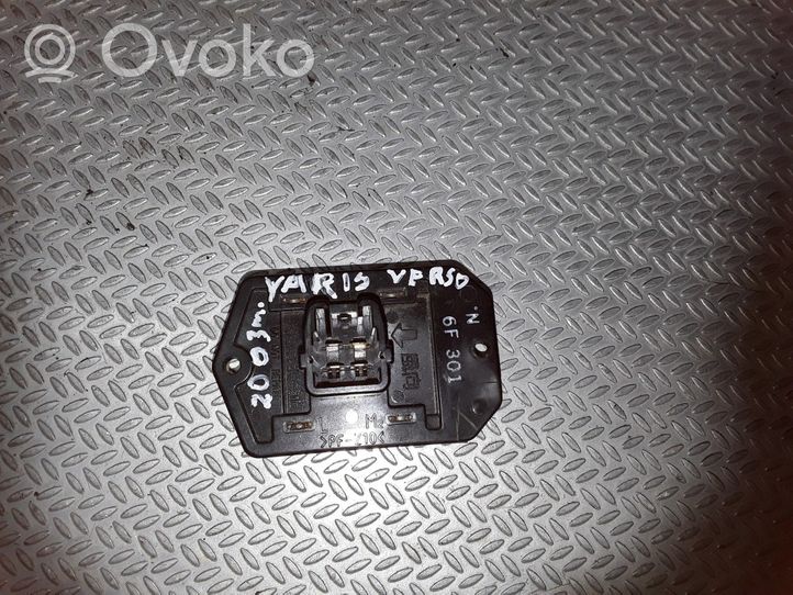 Toyota Yaris Verso Lämpöpuhaltimen moottorin vastus 