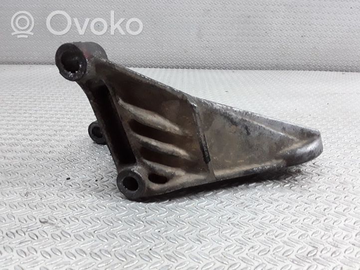 Volvo S70  V70  V70 XC Support de boîte de vitesses 