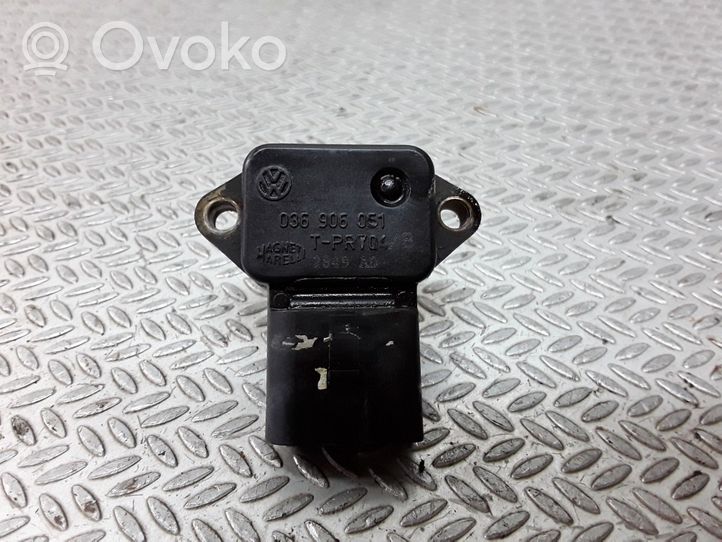 Skoda Octavia Mk1 (1U) Sensor de la presión del aire 036906051