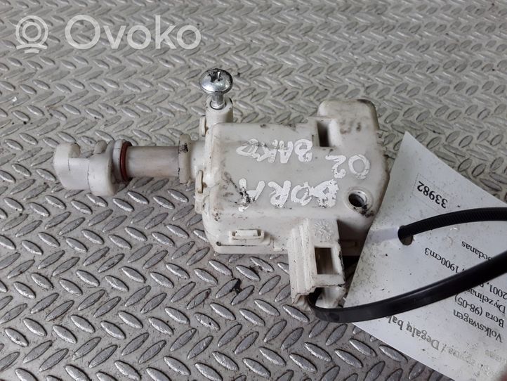 Volkswagen Bora Fuel tank cap lock 3B0959782