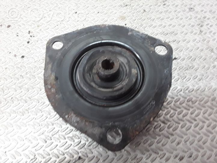 Nissan Primera Support de jambe de force supérieur avant 