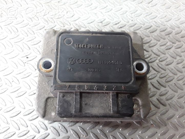 Volkswagen Golf II Ignition amplifier control unit 191905351B