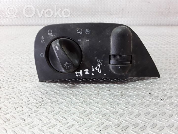 Seat Ibiza II (6k) Przełącznik świateł 6K1941531D