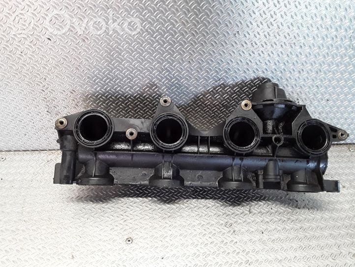 Renault Espace III Intake manifold 8200006250