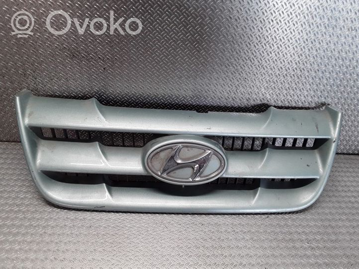 Hyundai Matrix Grille calandre supérieure de pare-chocs avant 8636517000